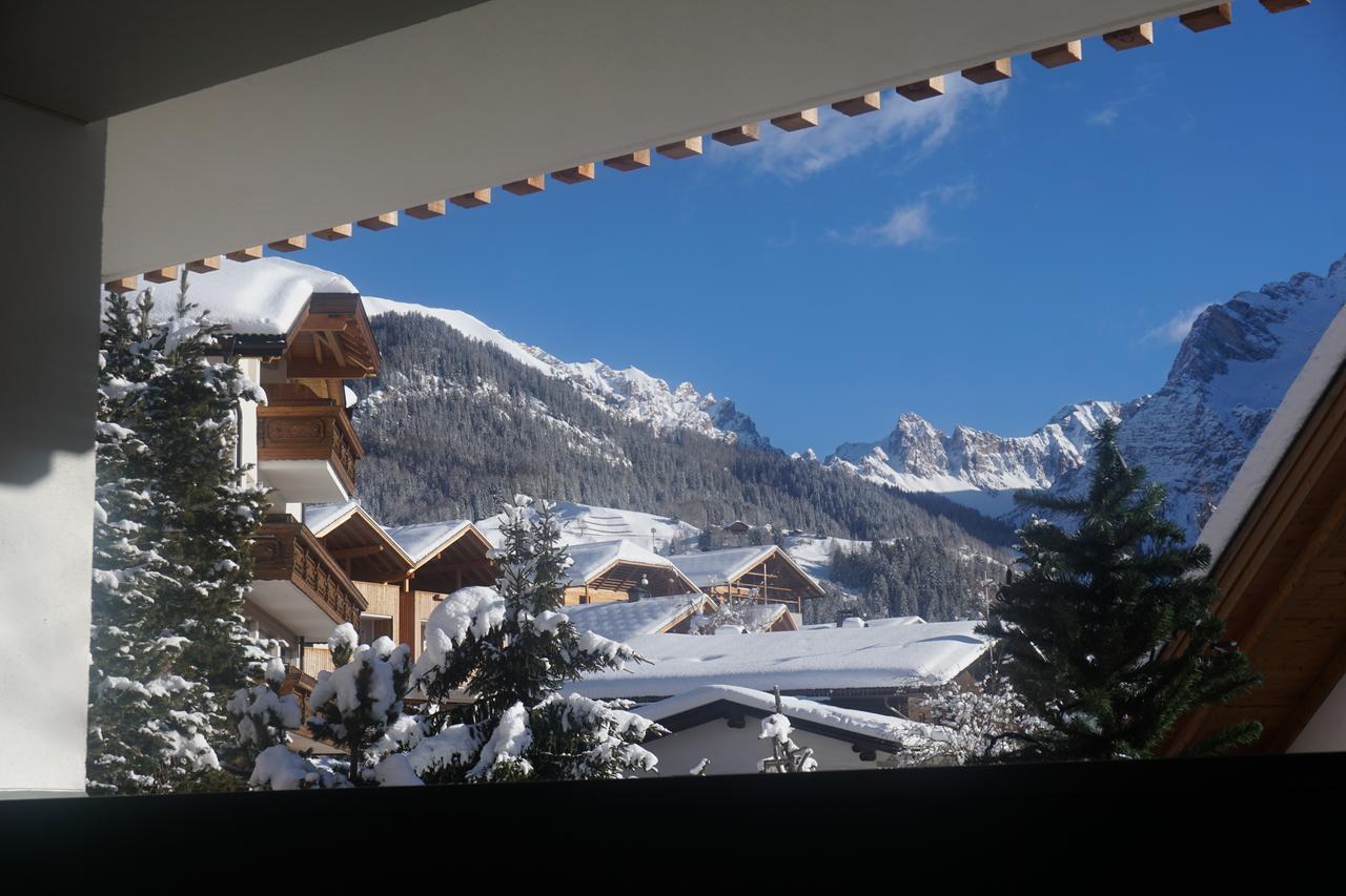 Hotel La Palsa La Valle Esterno foto